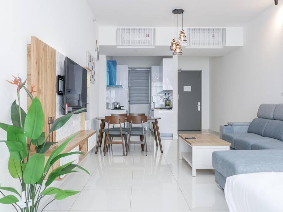 Apartment Beacon Executive By Uptrend Management *