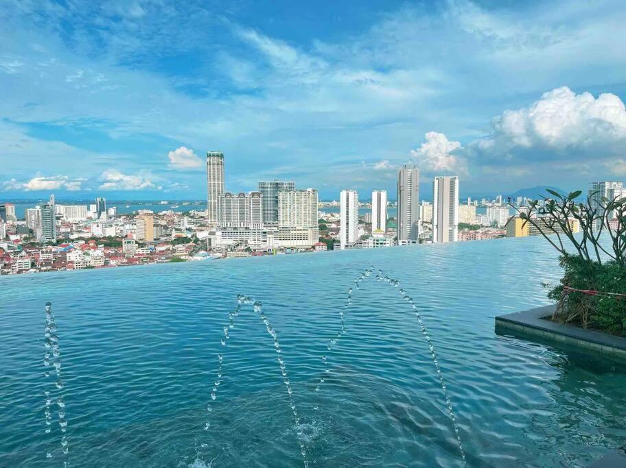 Beacon Executive By Uptrend Management Apartment George Town