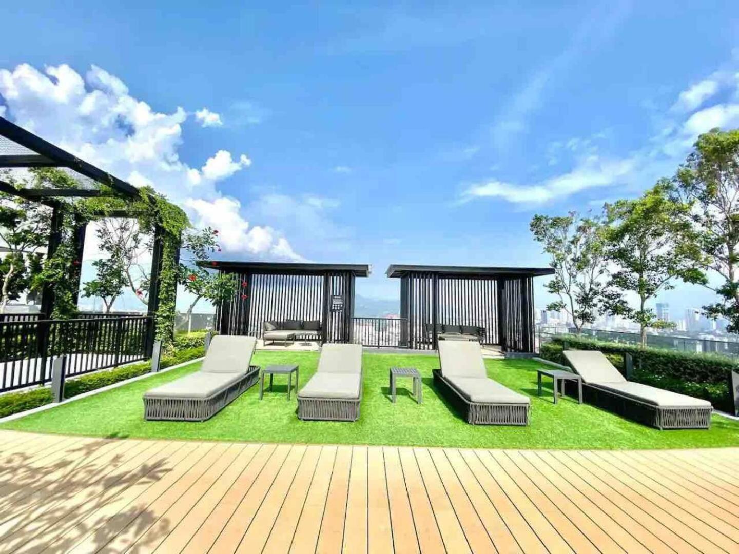 Beacon Executive By Uptrend Management Apartment *