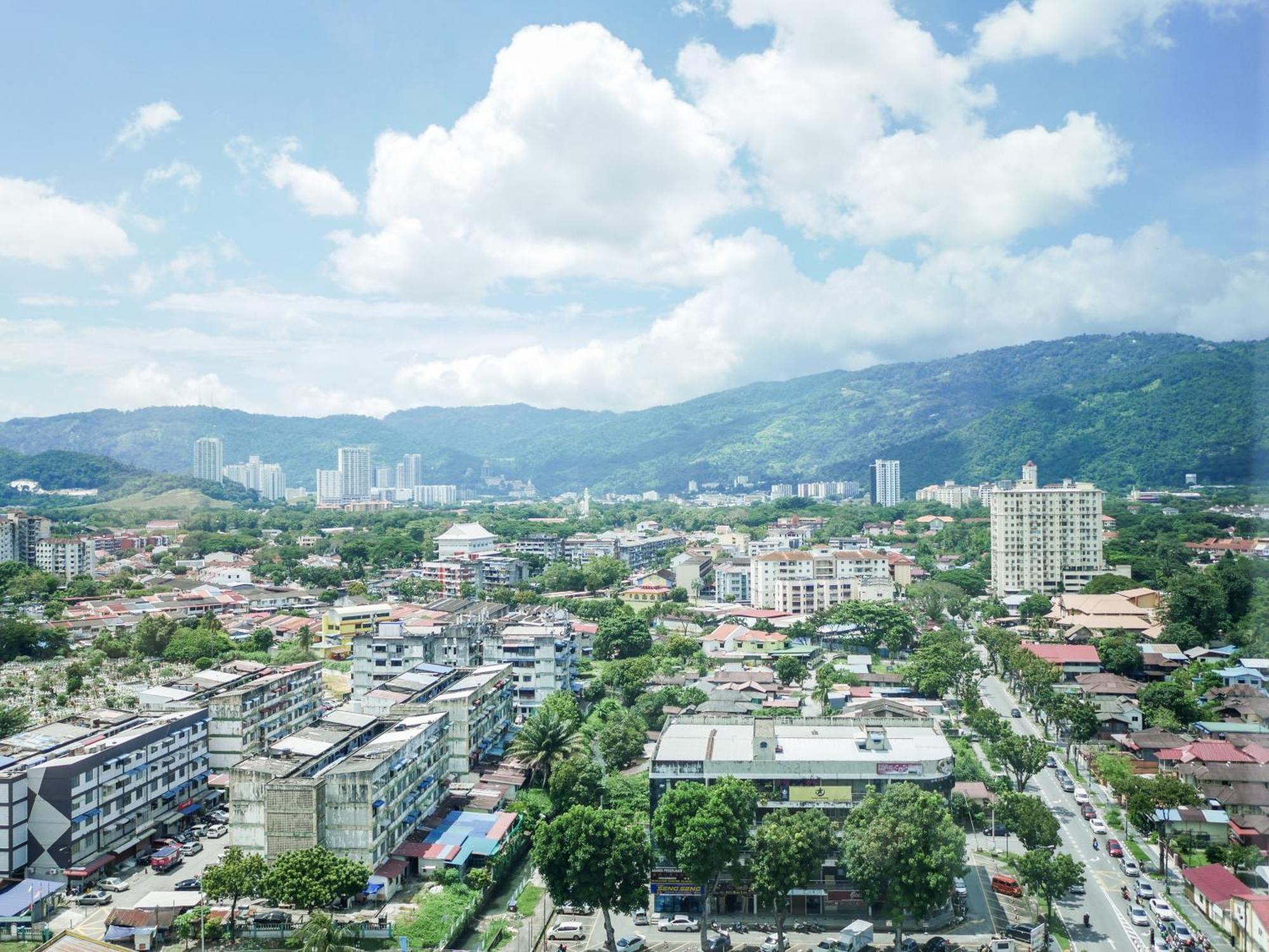 Beacon Executive By Uptrend Management George Town