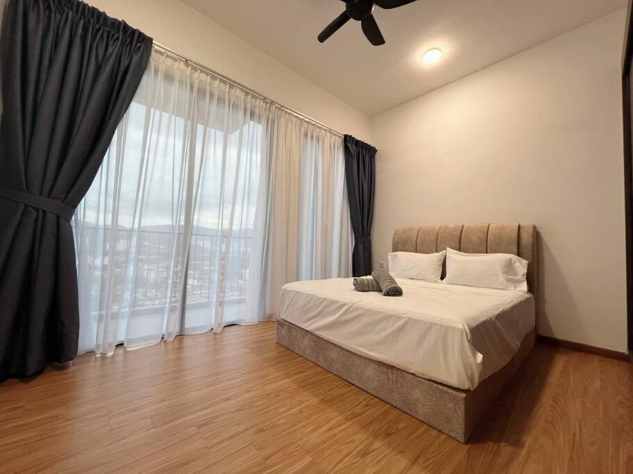 Apartment Beacon Executive By Uptrend Management